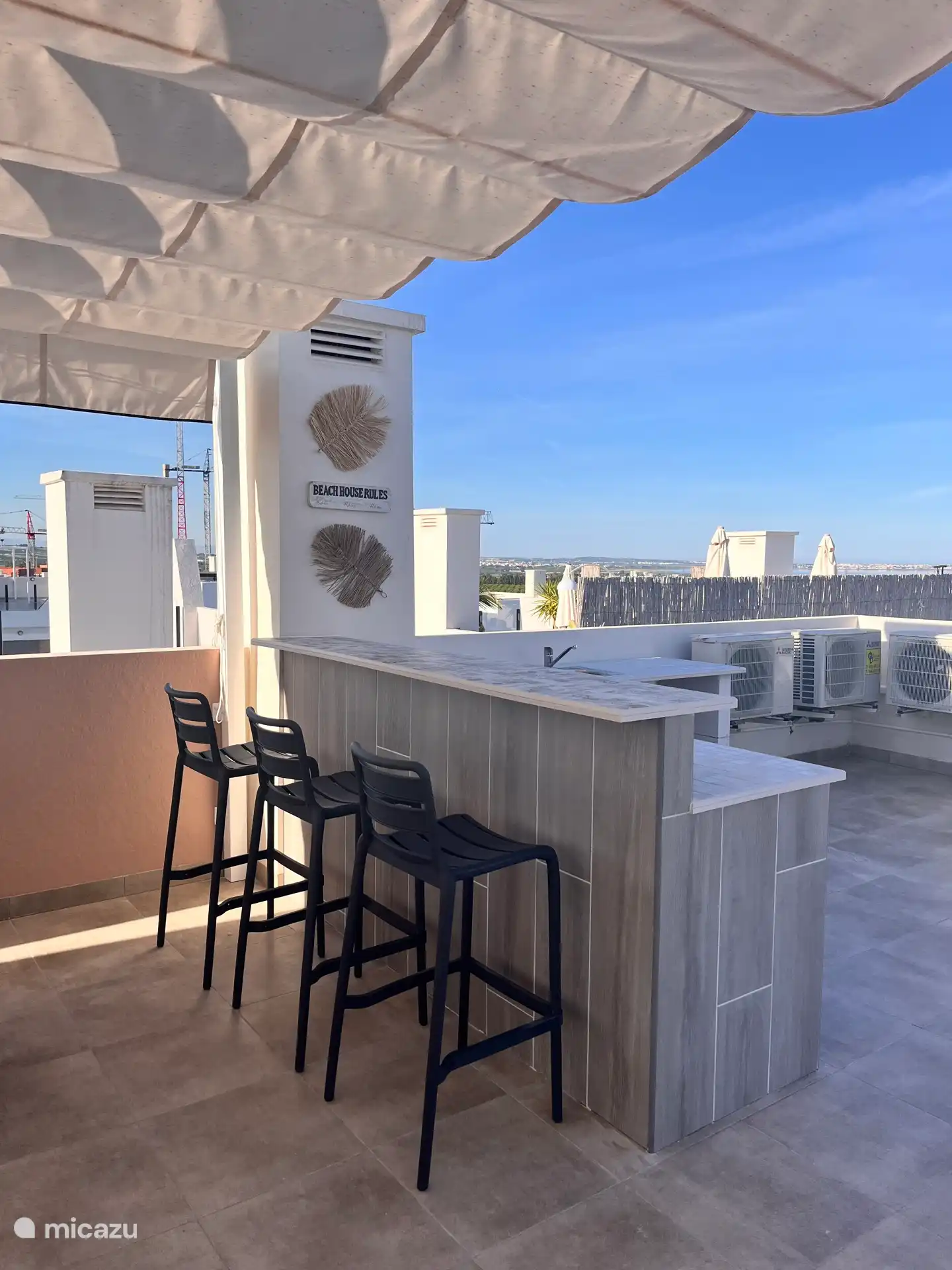 Cocina/bar exterior