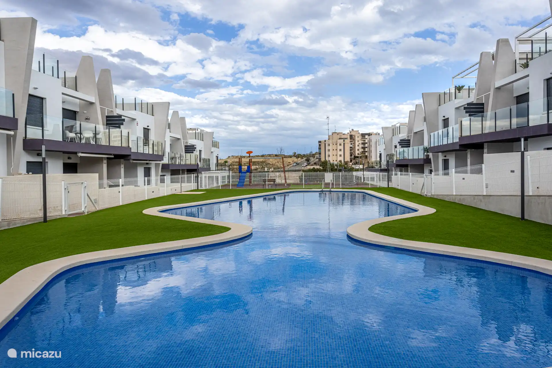 Het gezamenlijke zwembad