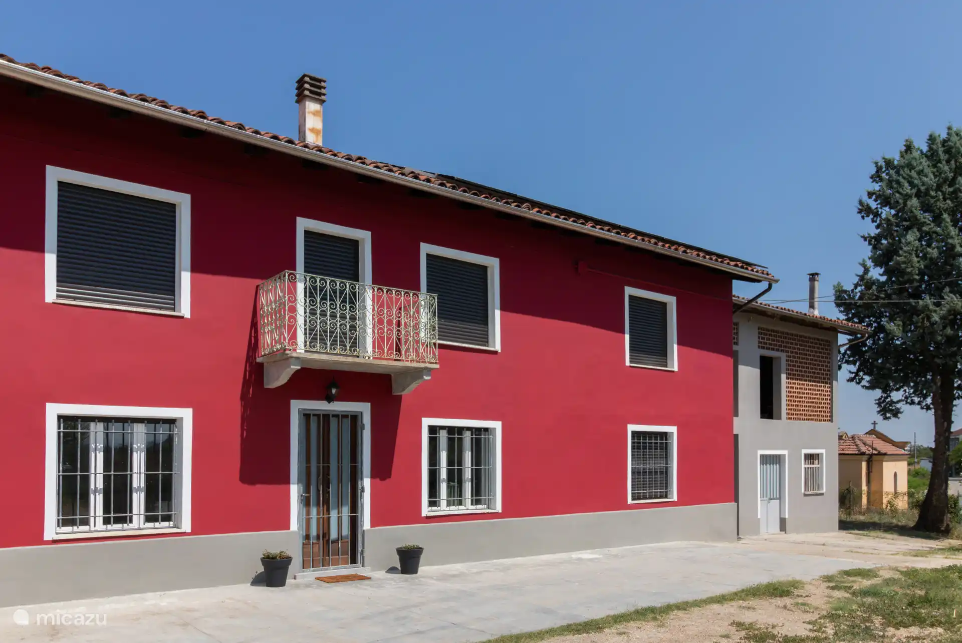 Vorderseite des Hauses