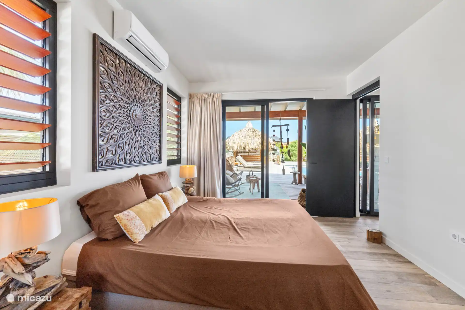 Villa – Schlafzimmer 2 vorne