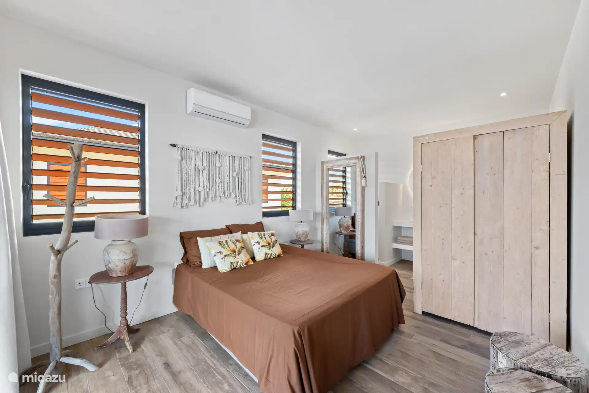 Villa – Schlafzimmer 1 vorne