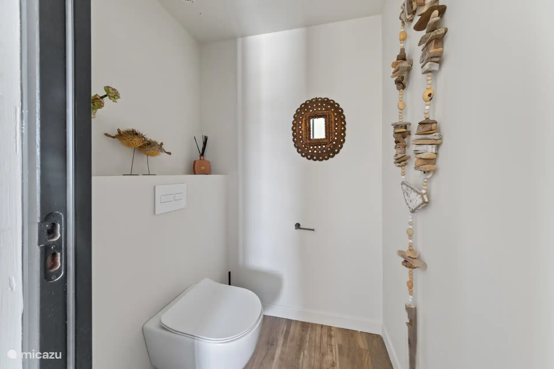 Villa – Gemeinschaftstoilette