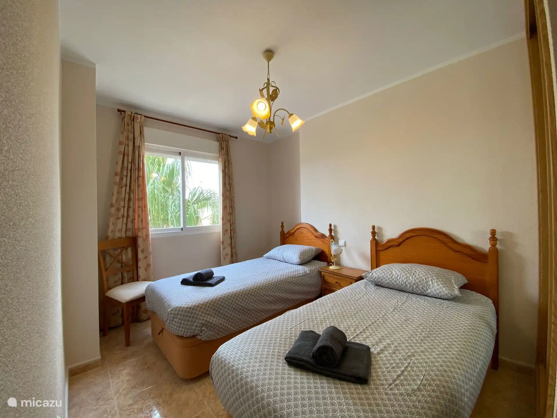 Chambre avec 2 lits simples