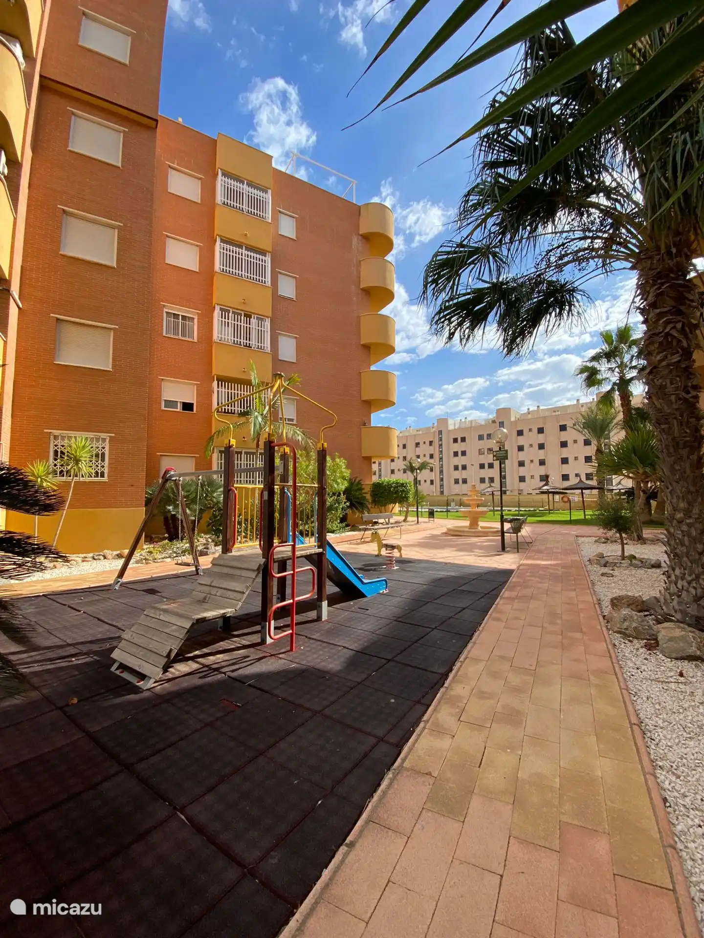 1 des terrains de jeux