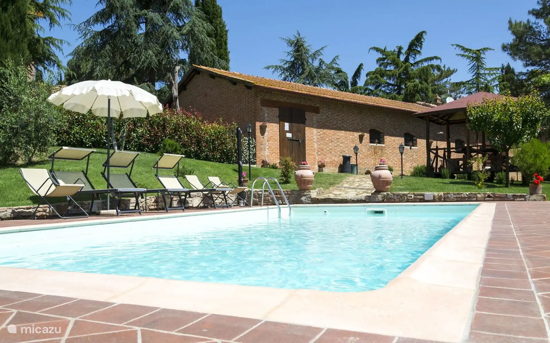 Villa Camelia in Italy, Tuscany, Cortona - Villa