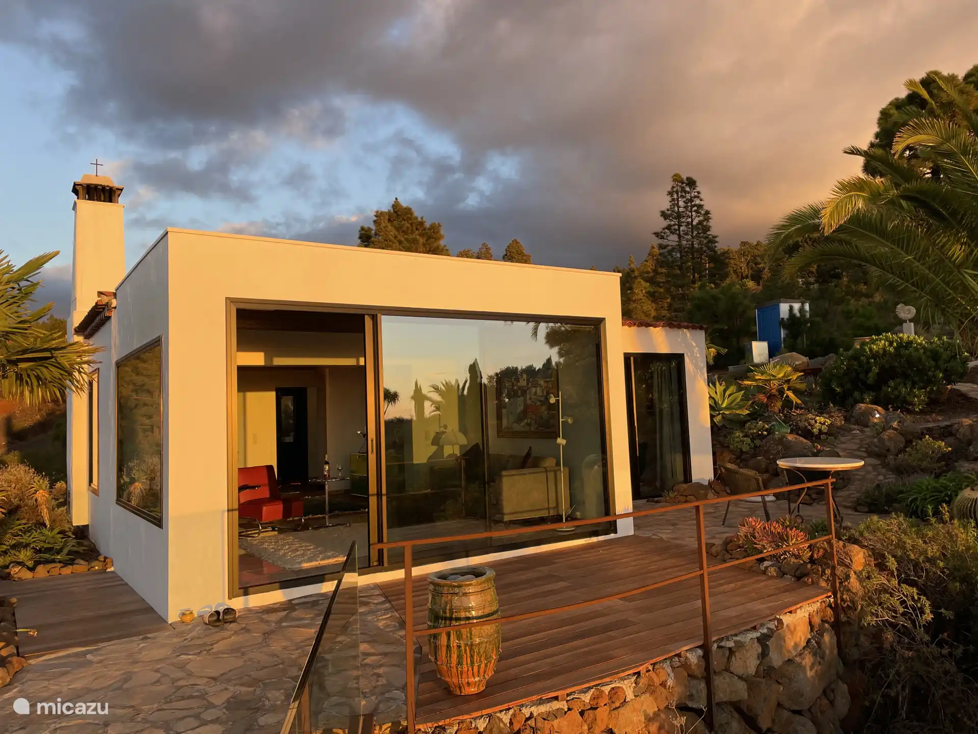 Wir freuen uns darauf, Sie hier willkommen zu heißen.