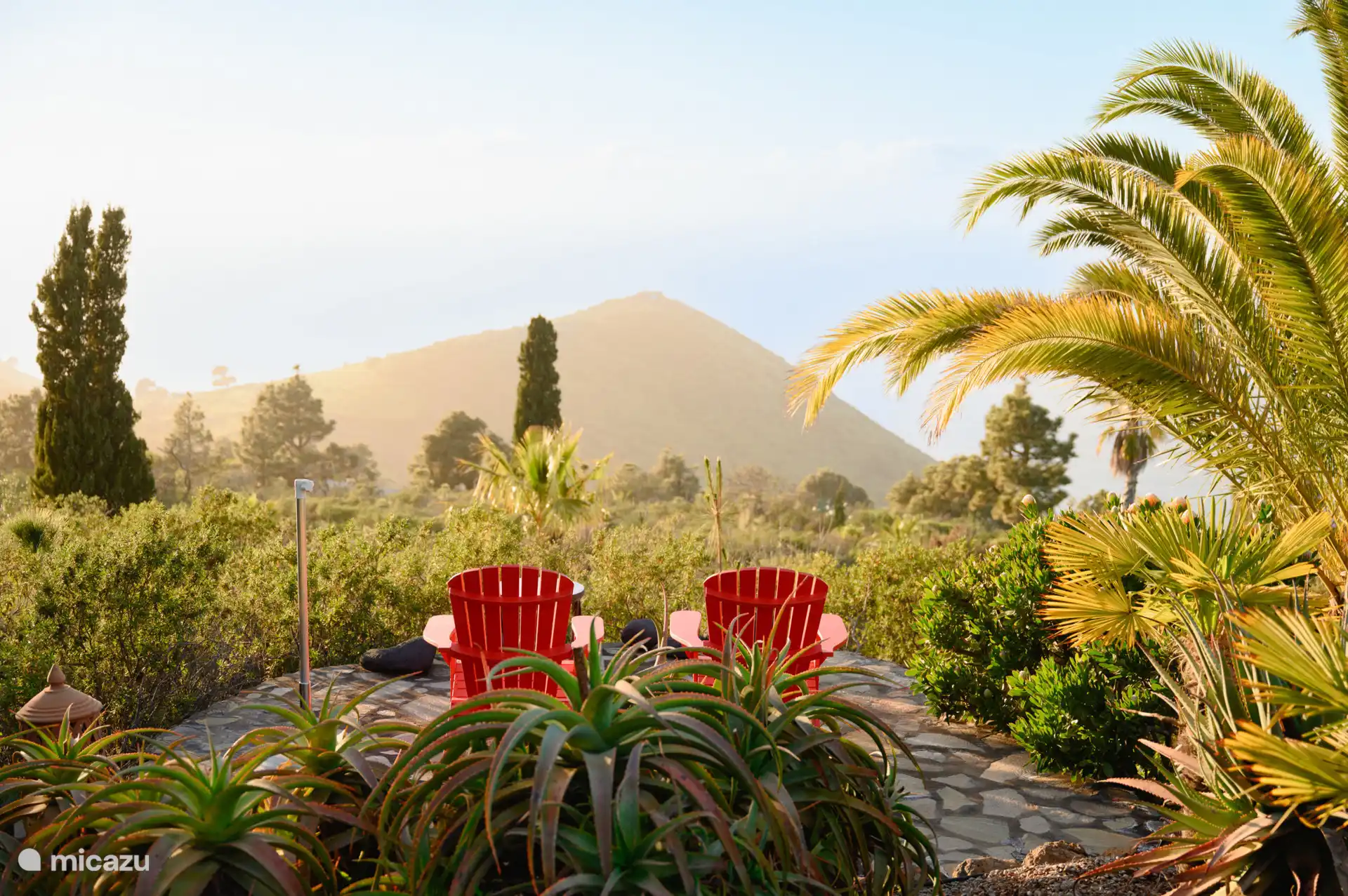 es befindet sich auf einem riesigen Anwesen von nicht weniger als 20.000 m² in der Nähe von Puntagorda.