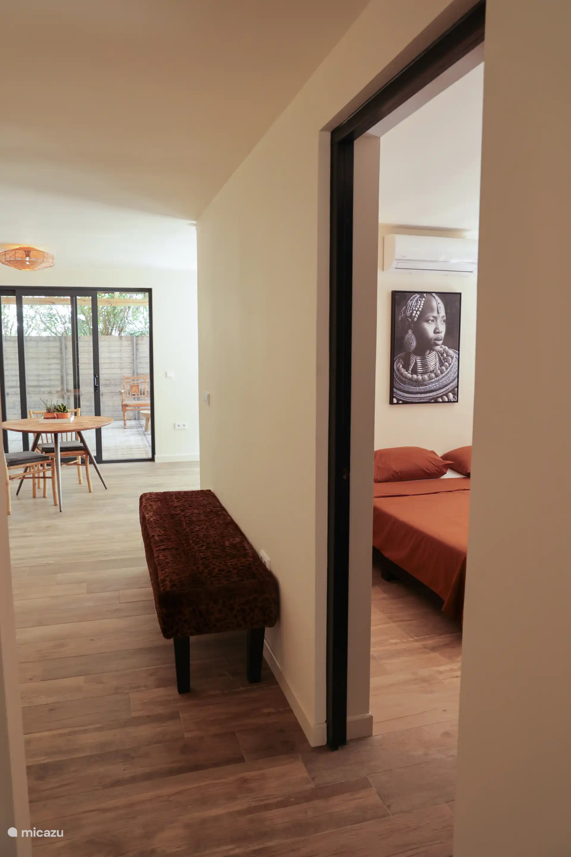 Appartement Plata - toegang van woonkamer naar slaapkamer