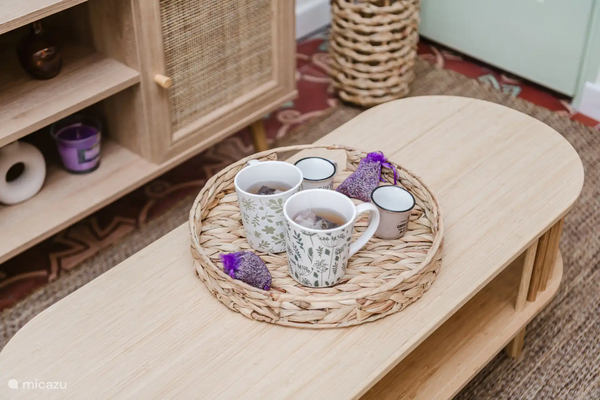 A warm relaxation area where you can enjoy the sweetness of Provençal life in the heart of Avignon.