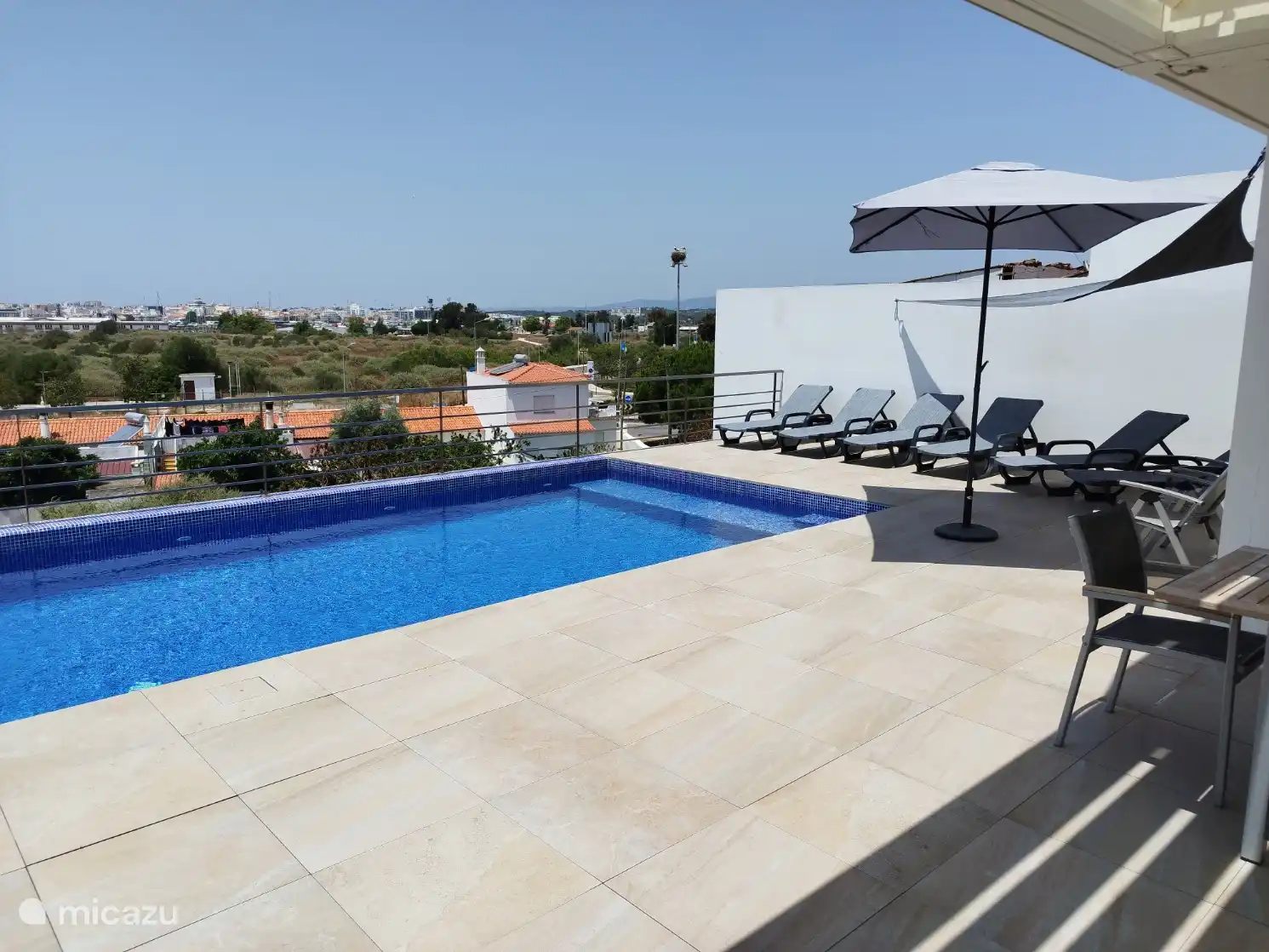 Terraza - piscina