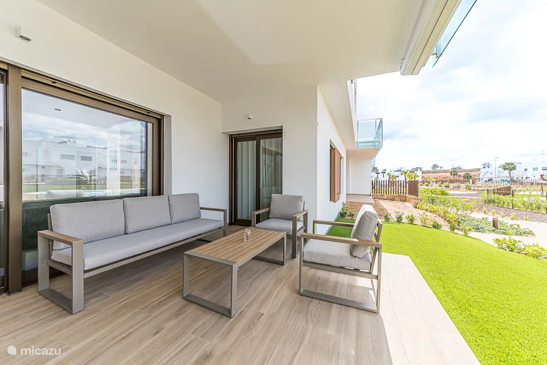 Ensemble salon extérieur