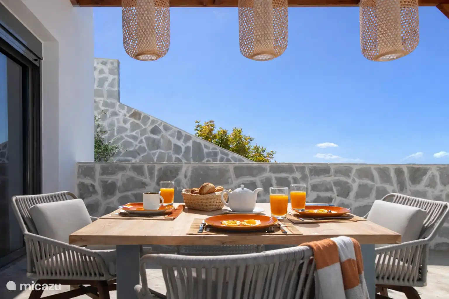 Breakfast set in the outside dining table 