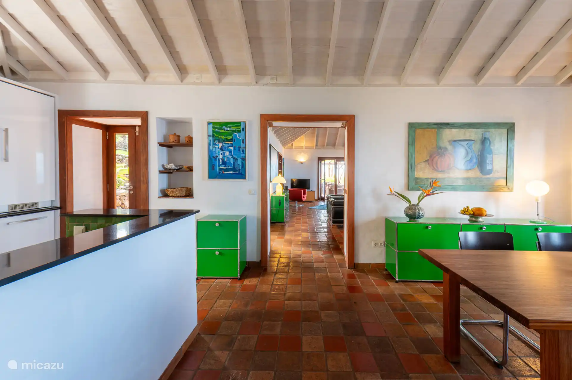 Open ruimte en veel licht.