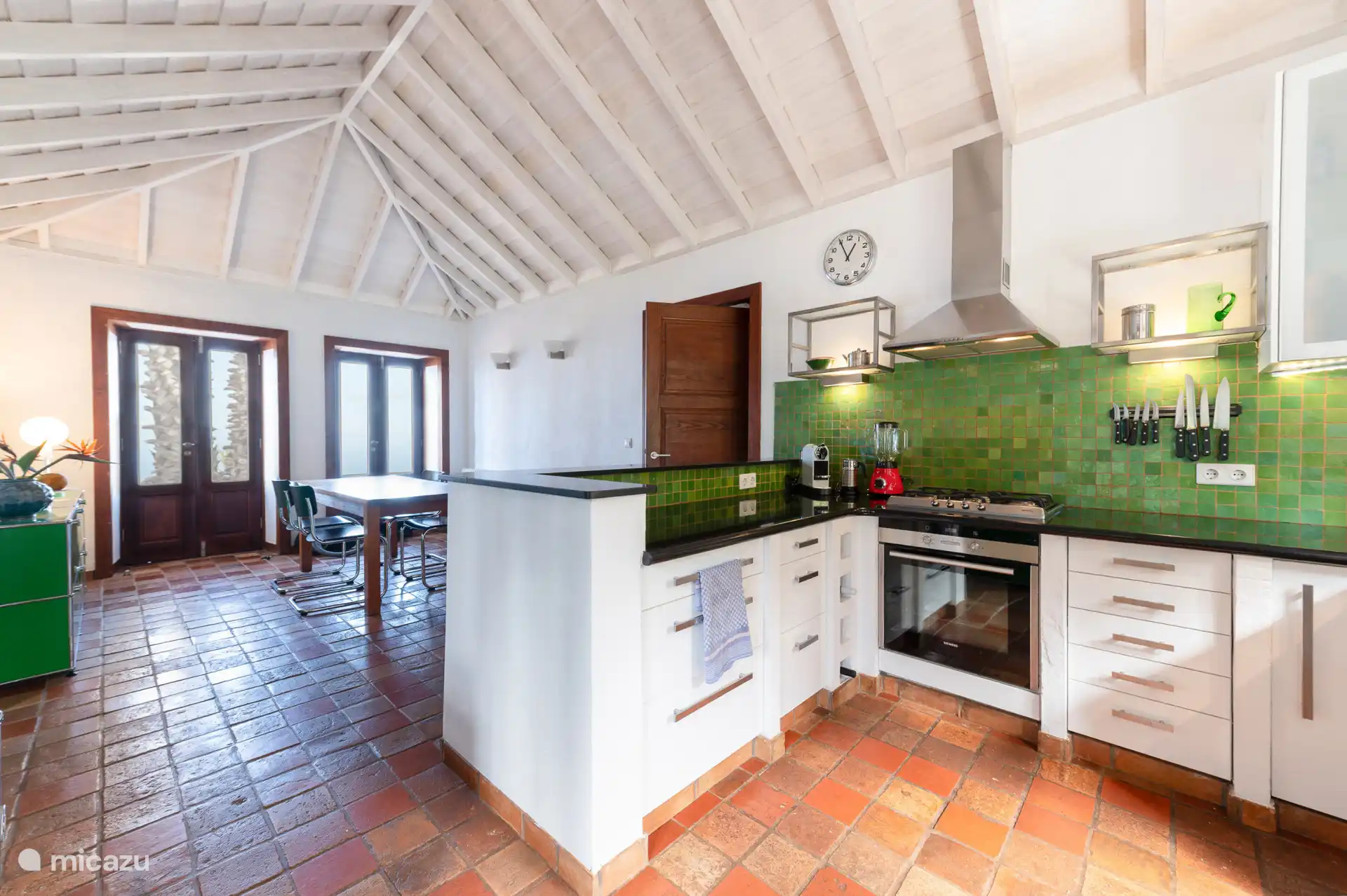 Met openslaande deuren naar je tuin.