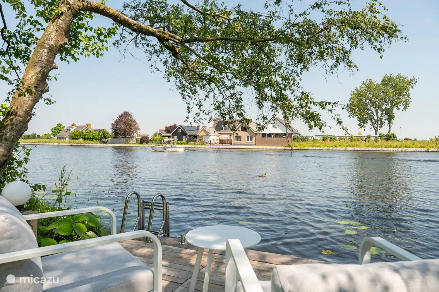 vista sobre el Oude Rijn, escalera de natación
