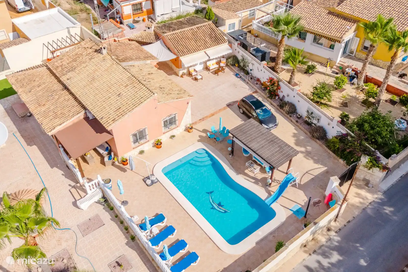 Complexe touristique avec maison d’hôtes et piscine privée d’eau salée