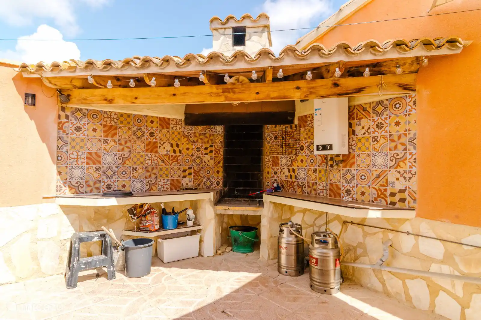 La cuisine extérieure.