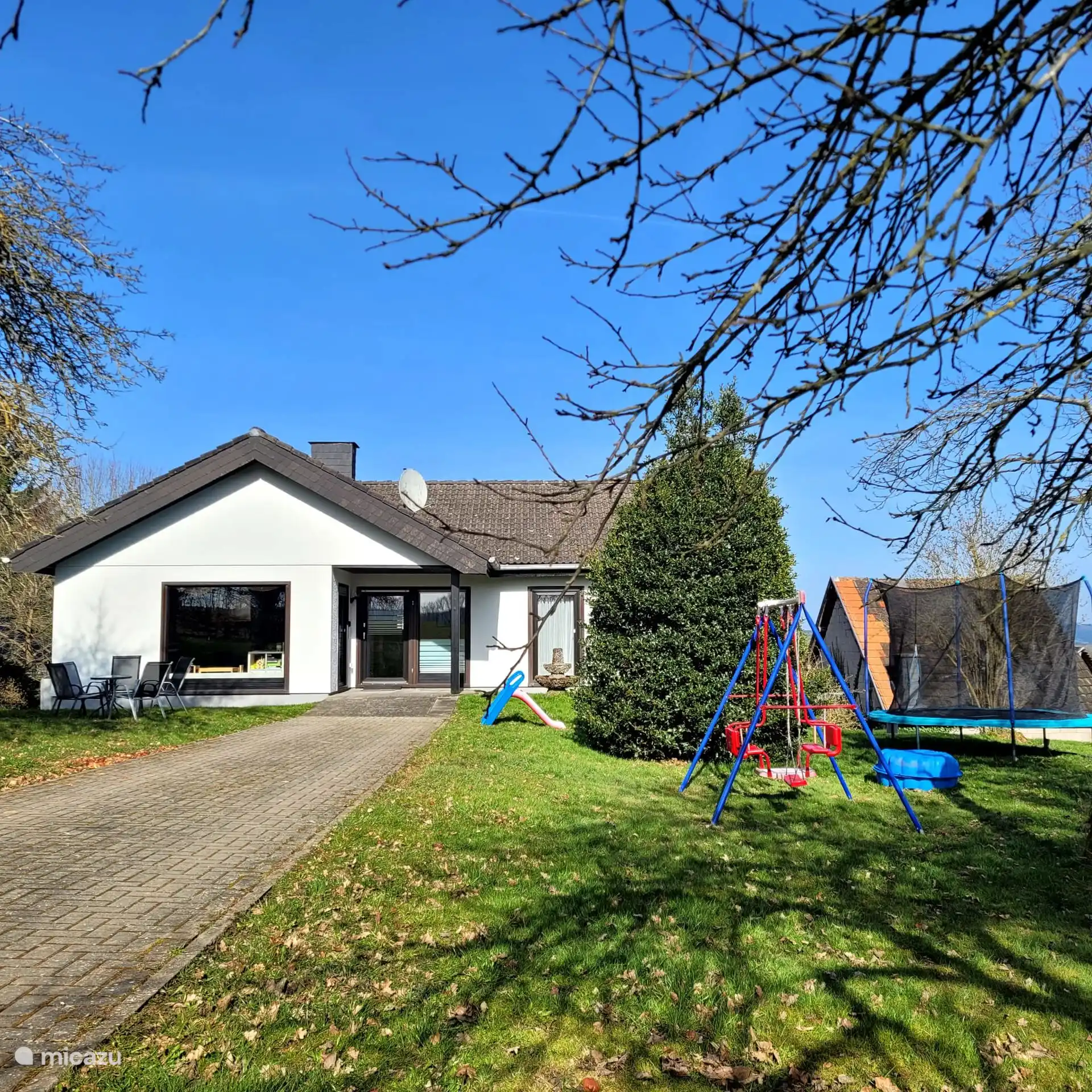 Horse riding, Germany, Eifel, Uedelhoven, holiday house Family Nest Eifel