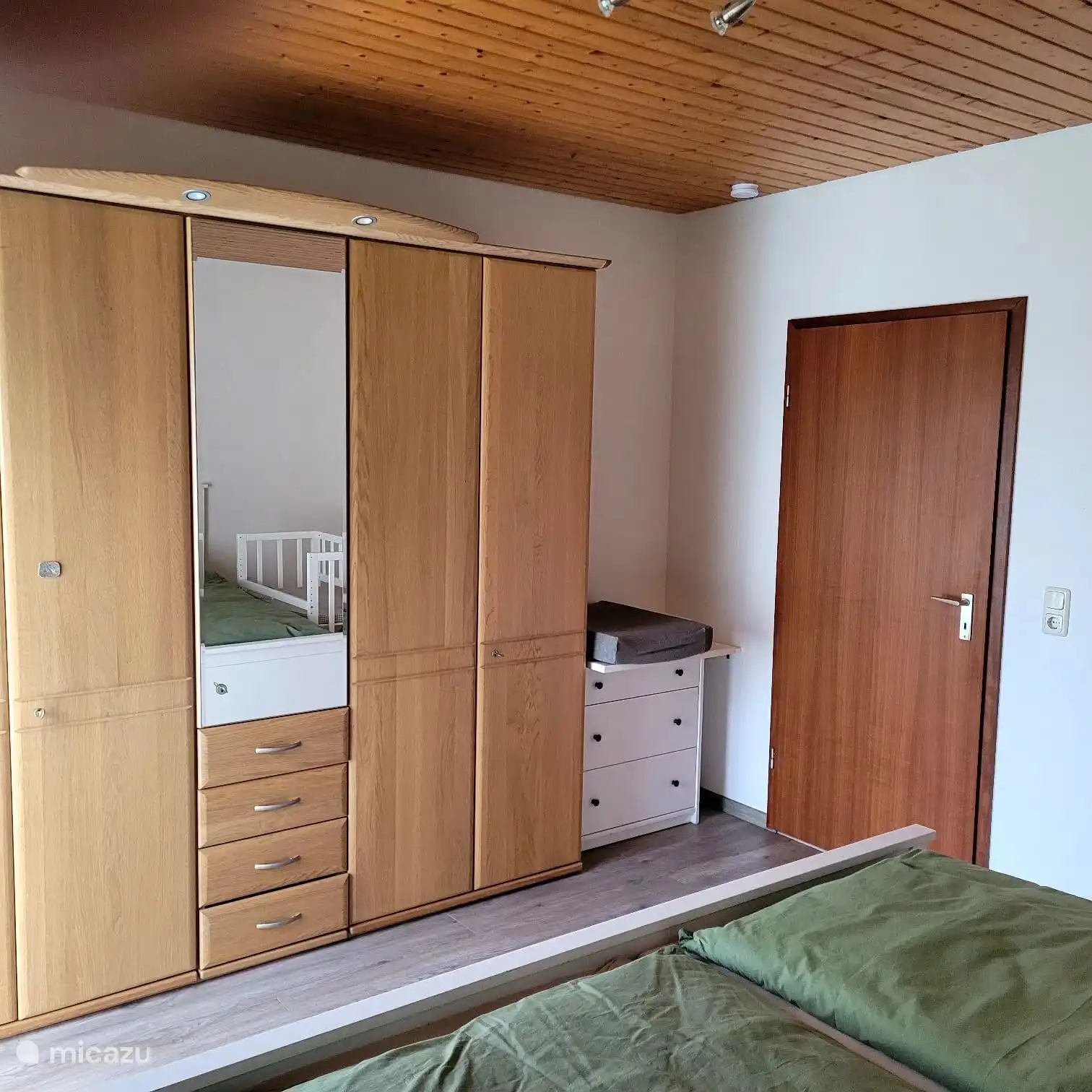 hoofdslaapkamer; Wisseltafel