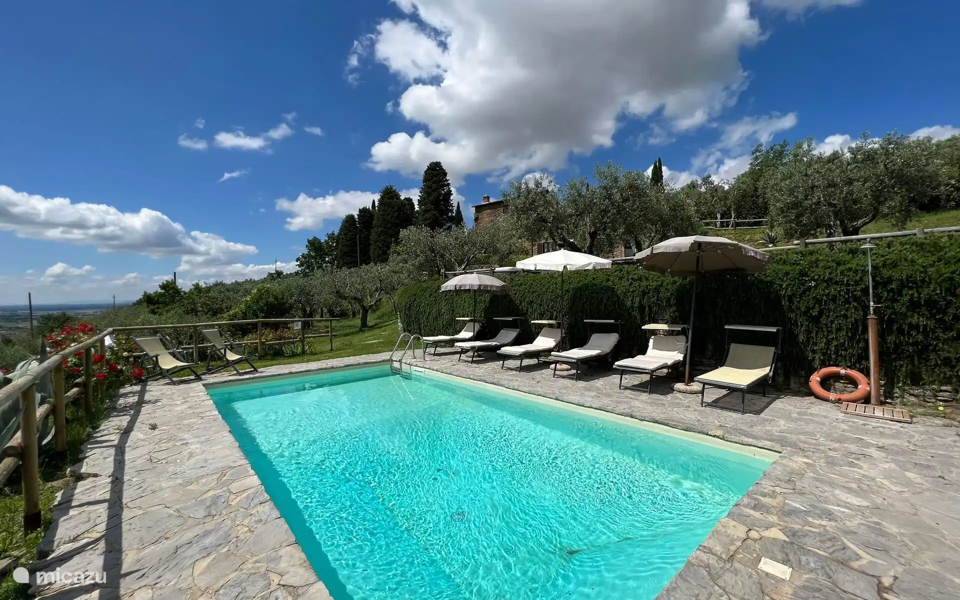 Villa Patrizia in Italy, Tuscany, Cortona - villa