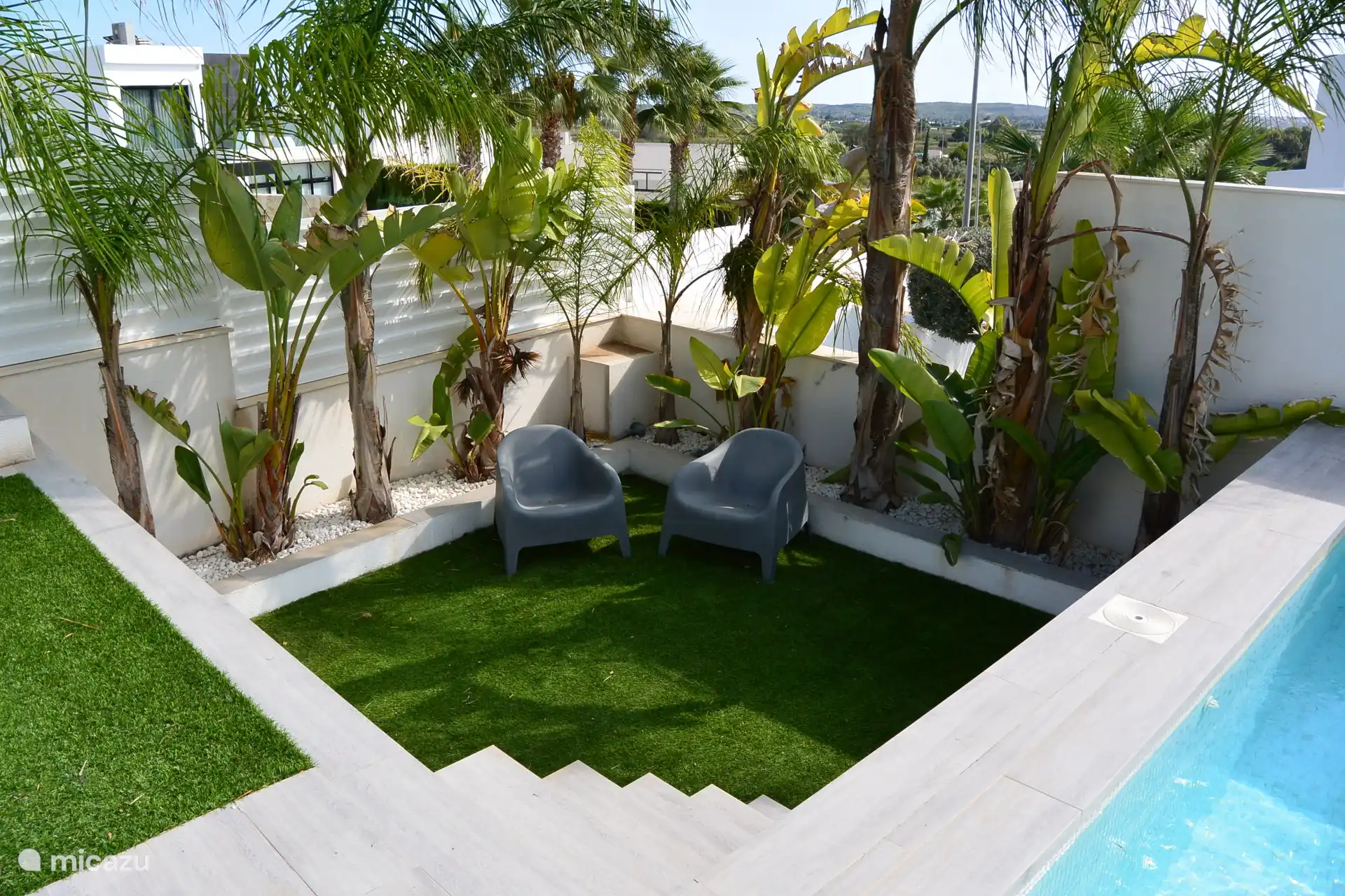 Ein versenkter Gartenbereich: ideal, um etwas Schatten zu finden!