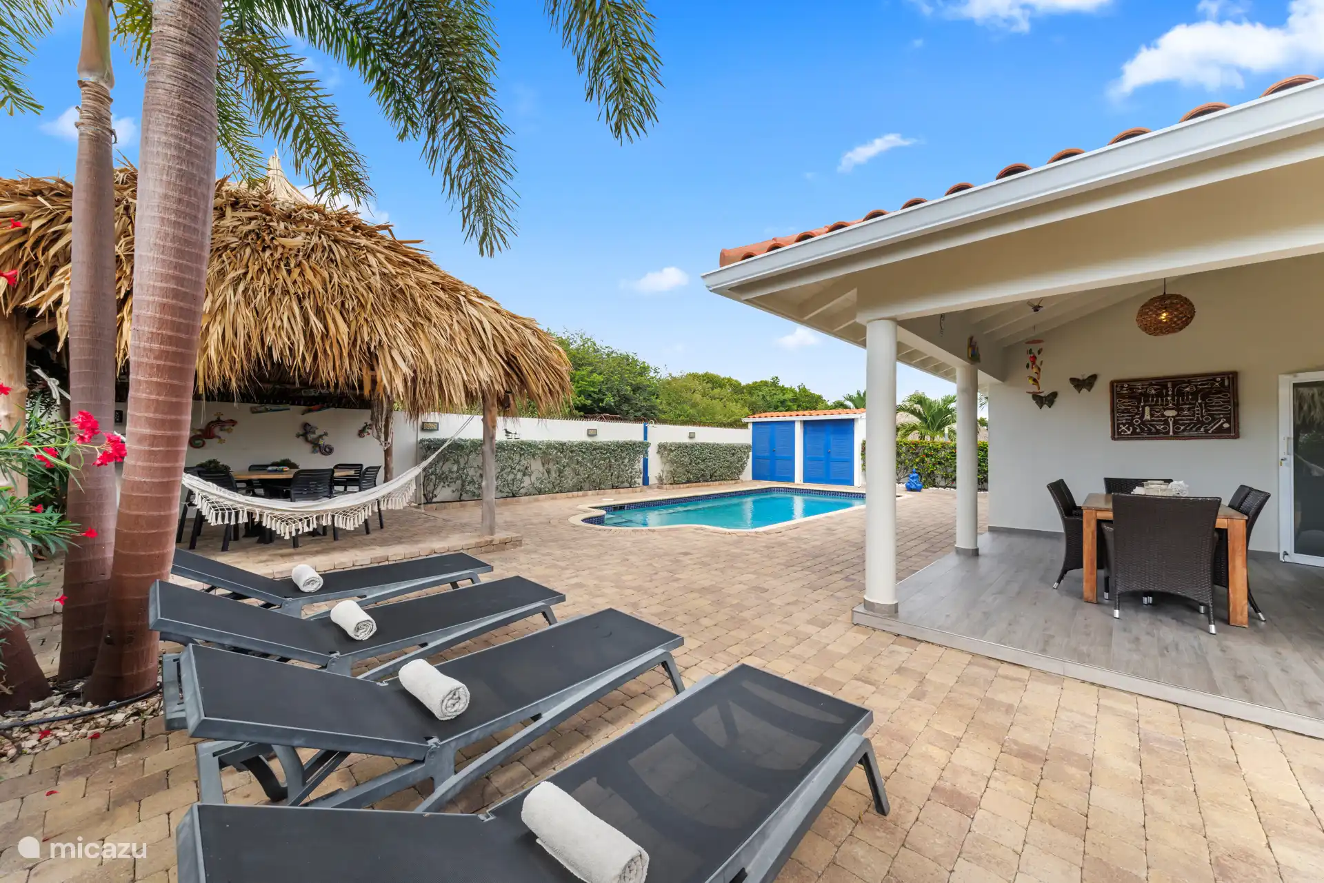 Lovely outdoor spot to fully enjoy the outdoors.