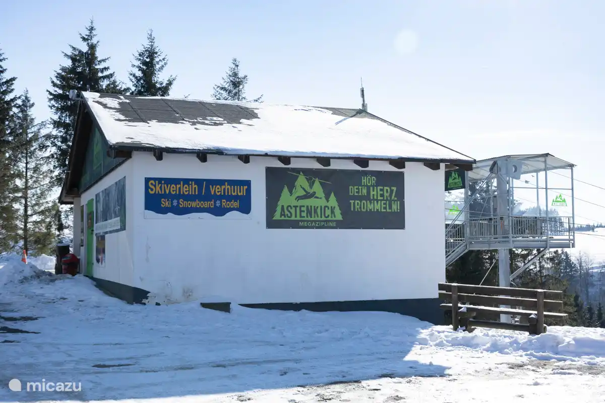 Astenkick-Seilrutsche