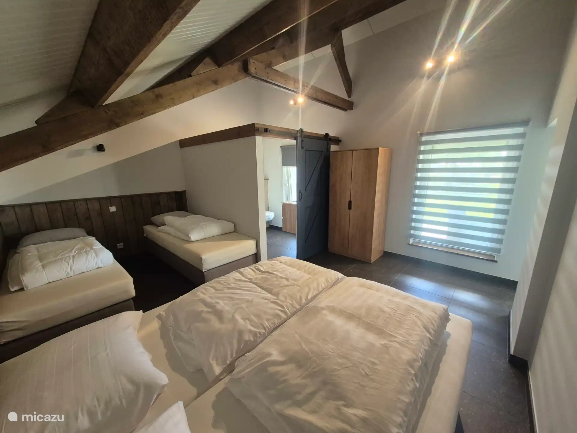 Slaapkamer, zijaanzicht