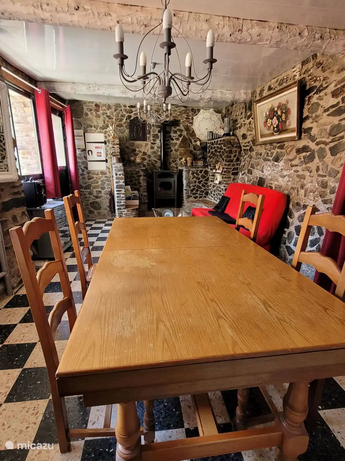 Séjour avec cheminée