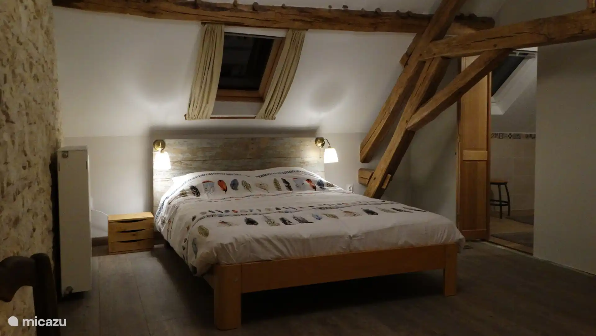 Belangrijk voor grote mensen: bedlengte 210cm zonder voetbord !