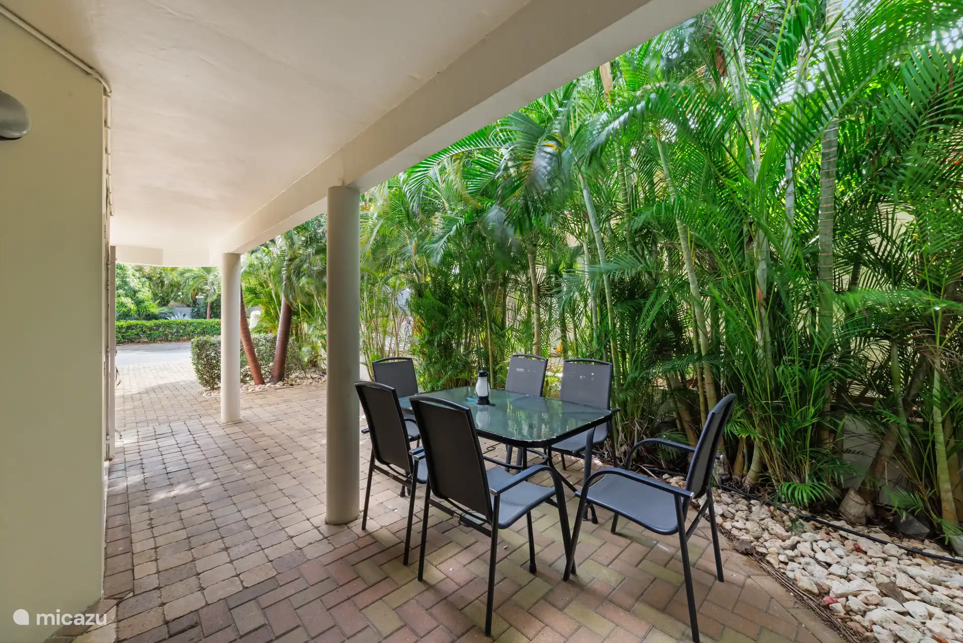 Fijne eigen buitenplek.