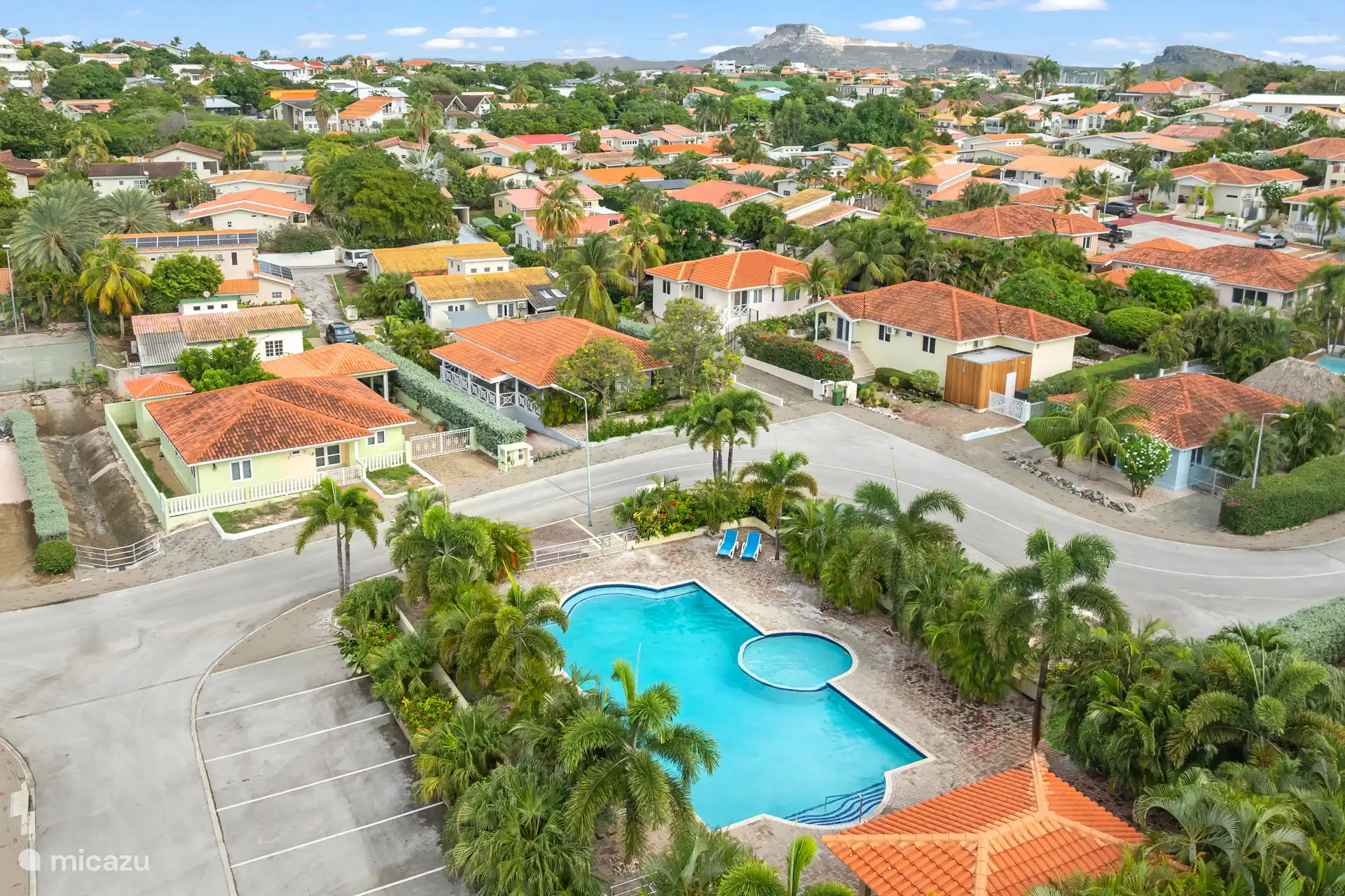 Gemeenschappelijk zwembad op korte afstand van het appartement (100m).