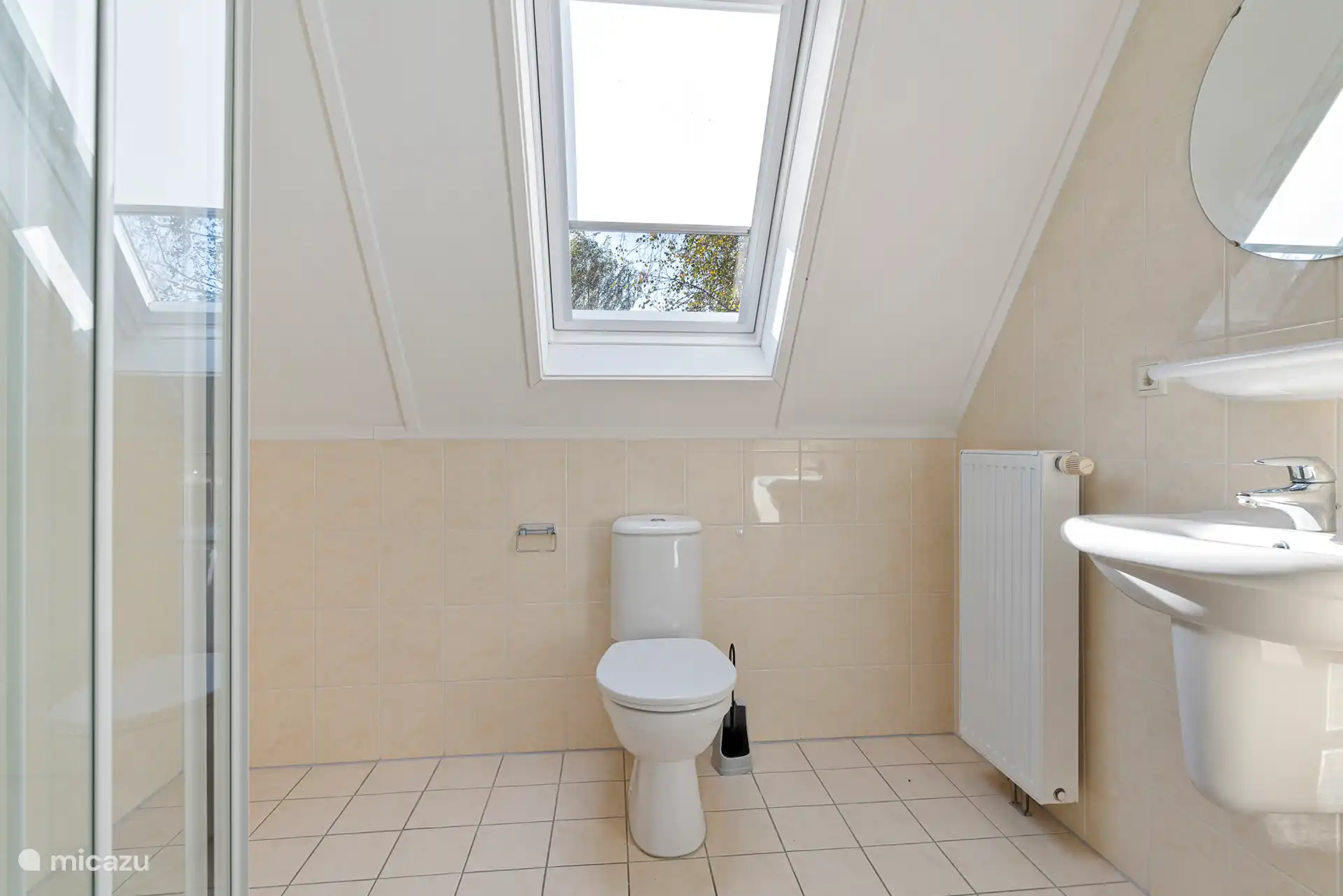 badkamer boven toilet