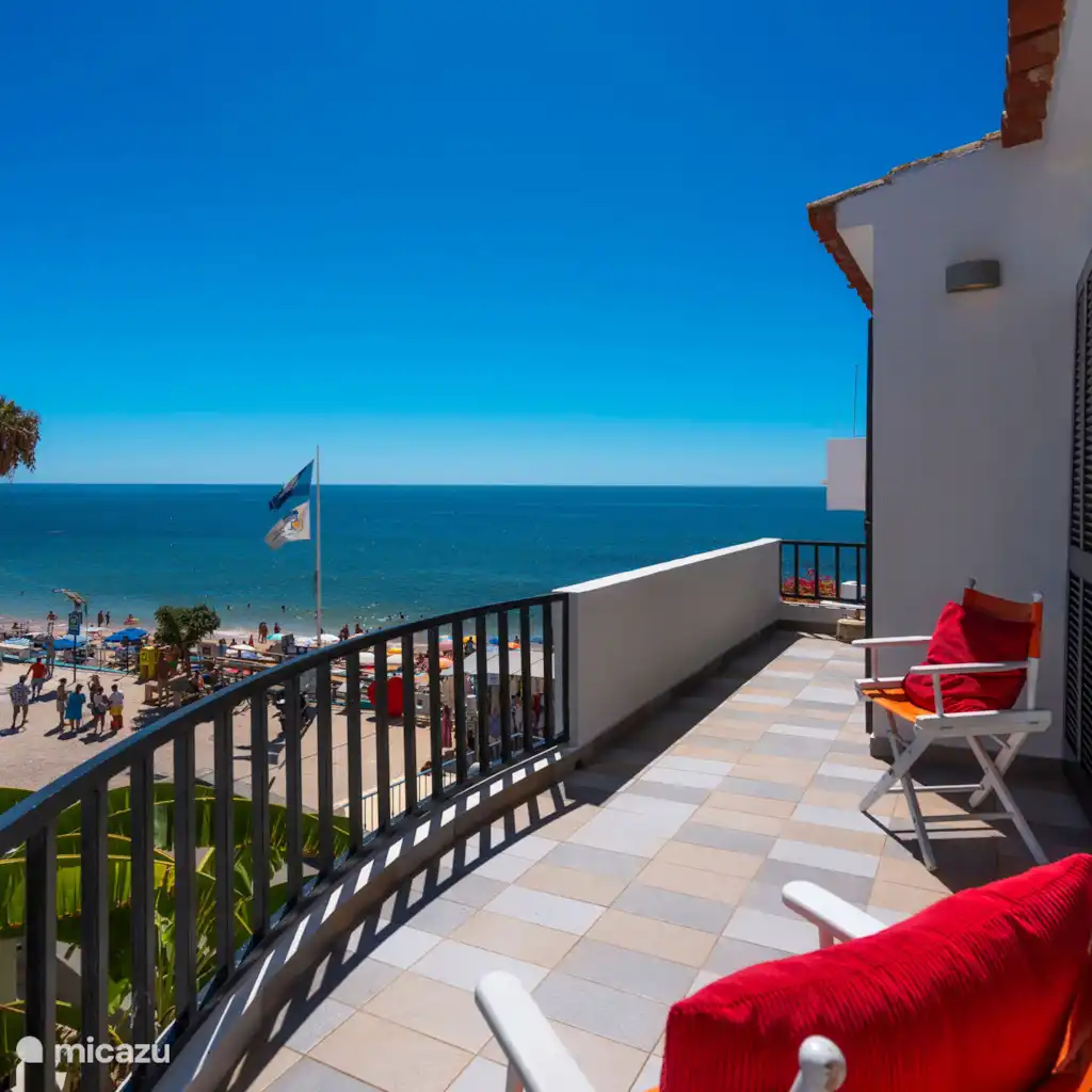 Apt Olhos de Água I PrestigeForHome