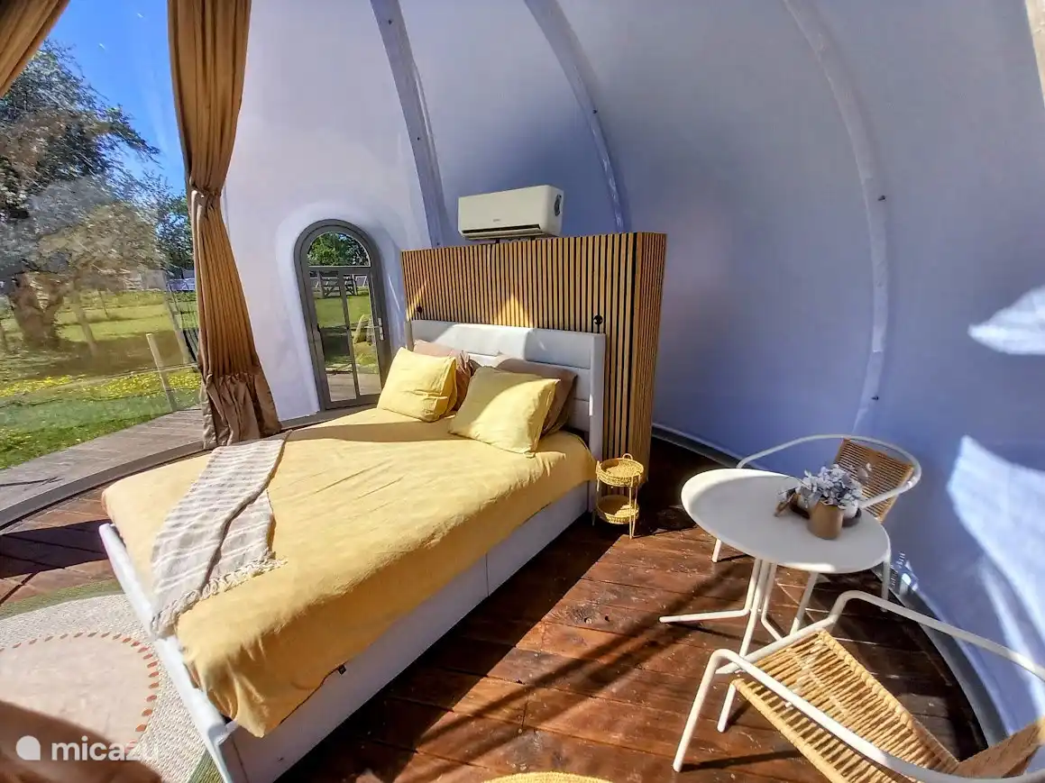 Plenty of space within the Bulle des Alpagas.