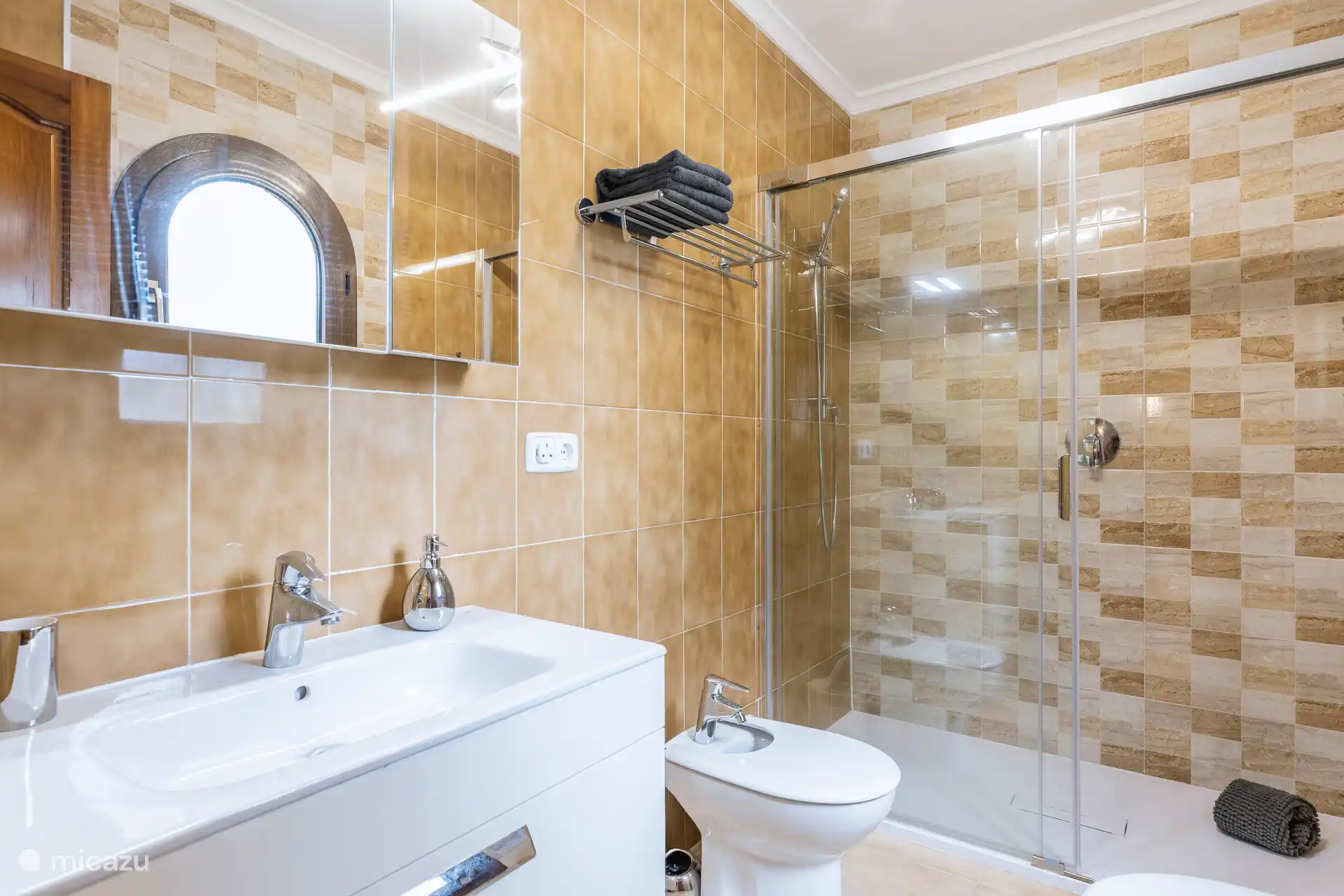 Badkamer begane grond