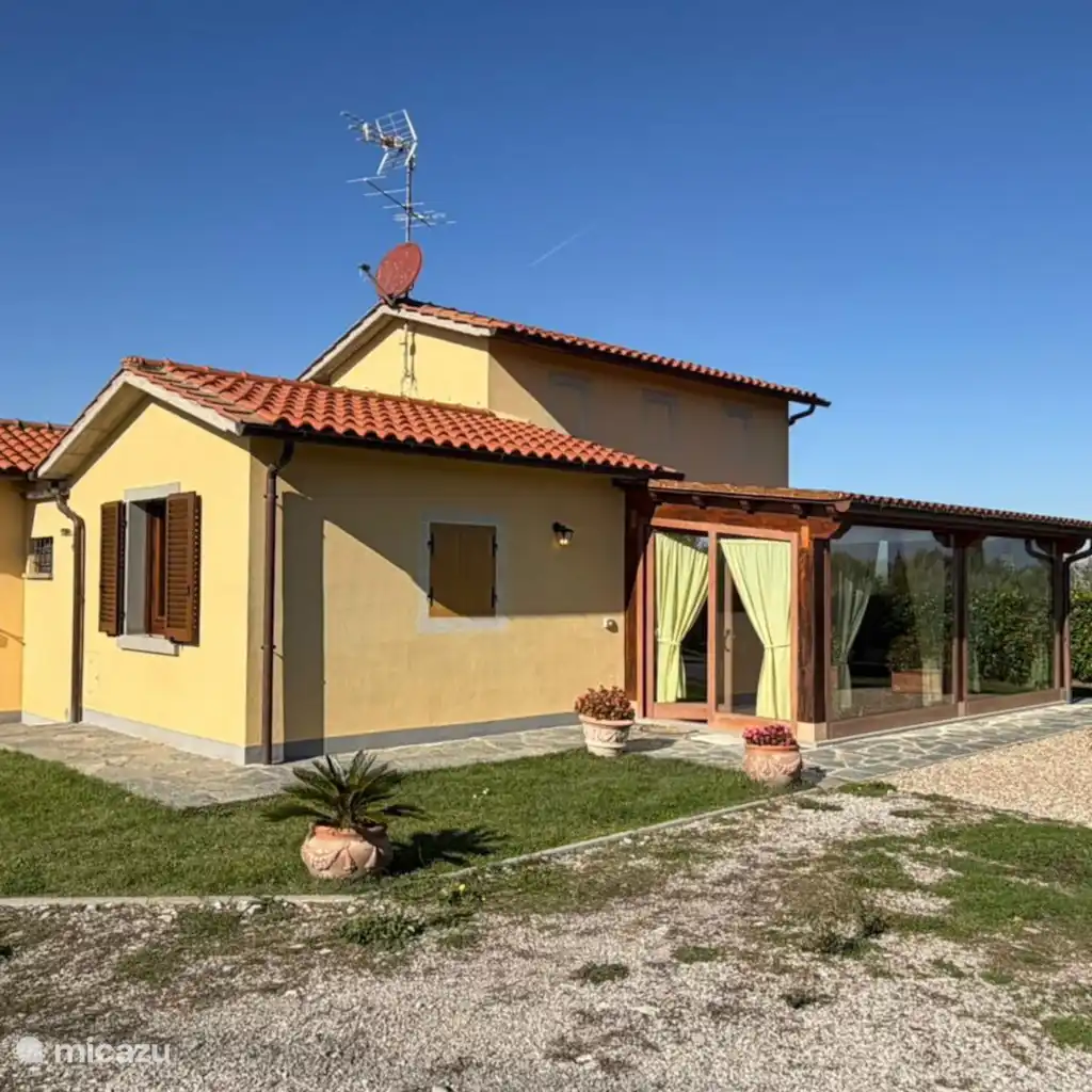 Villa Mira