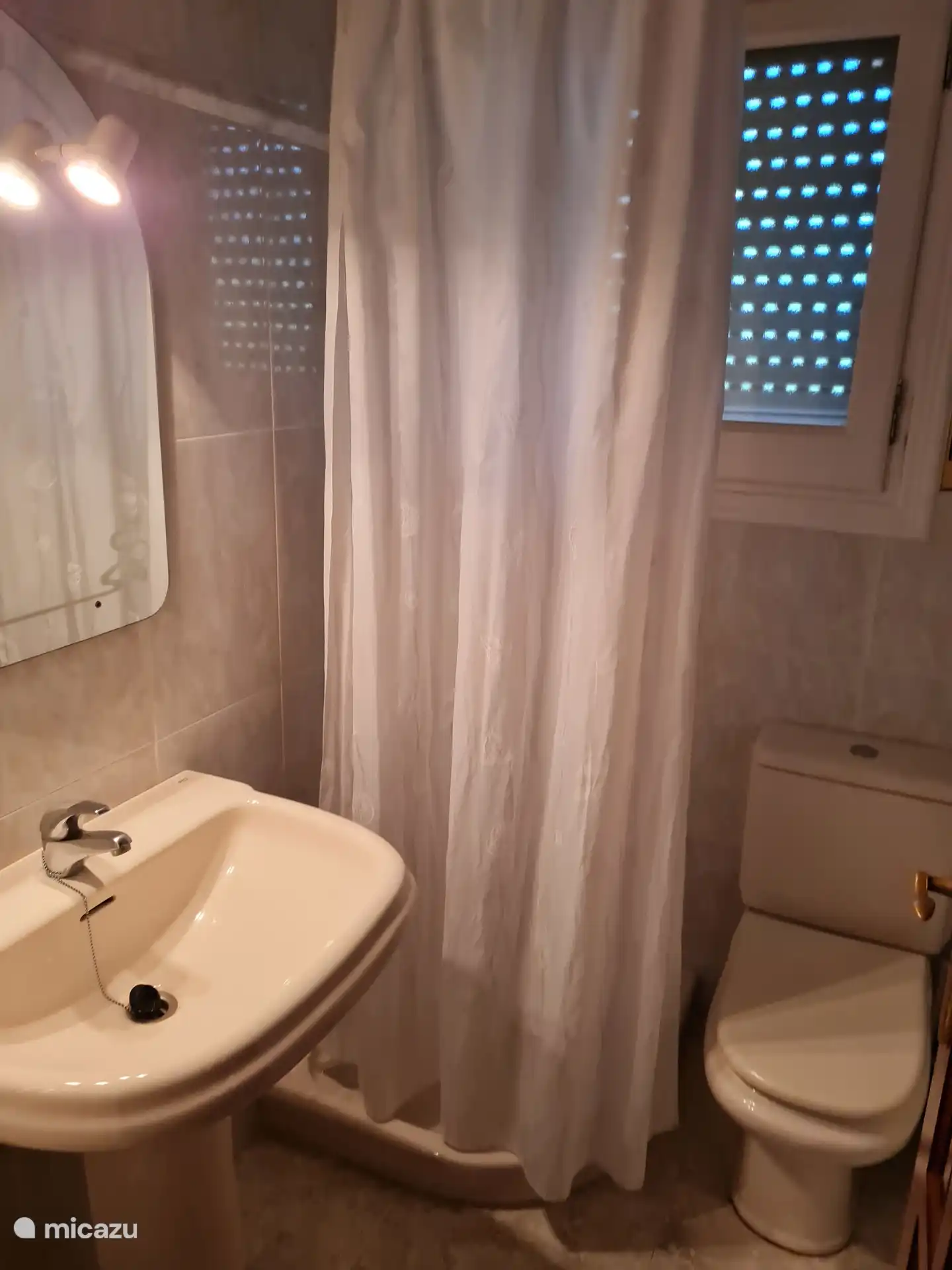 Badezimmer 1
