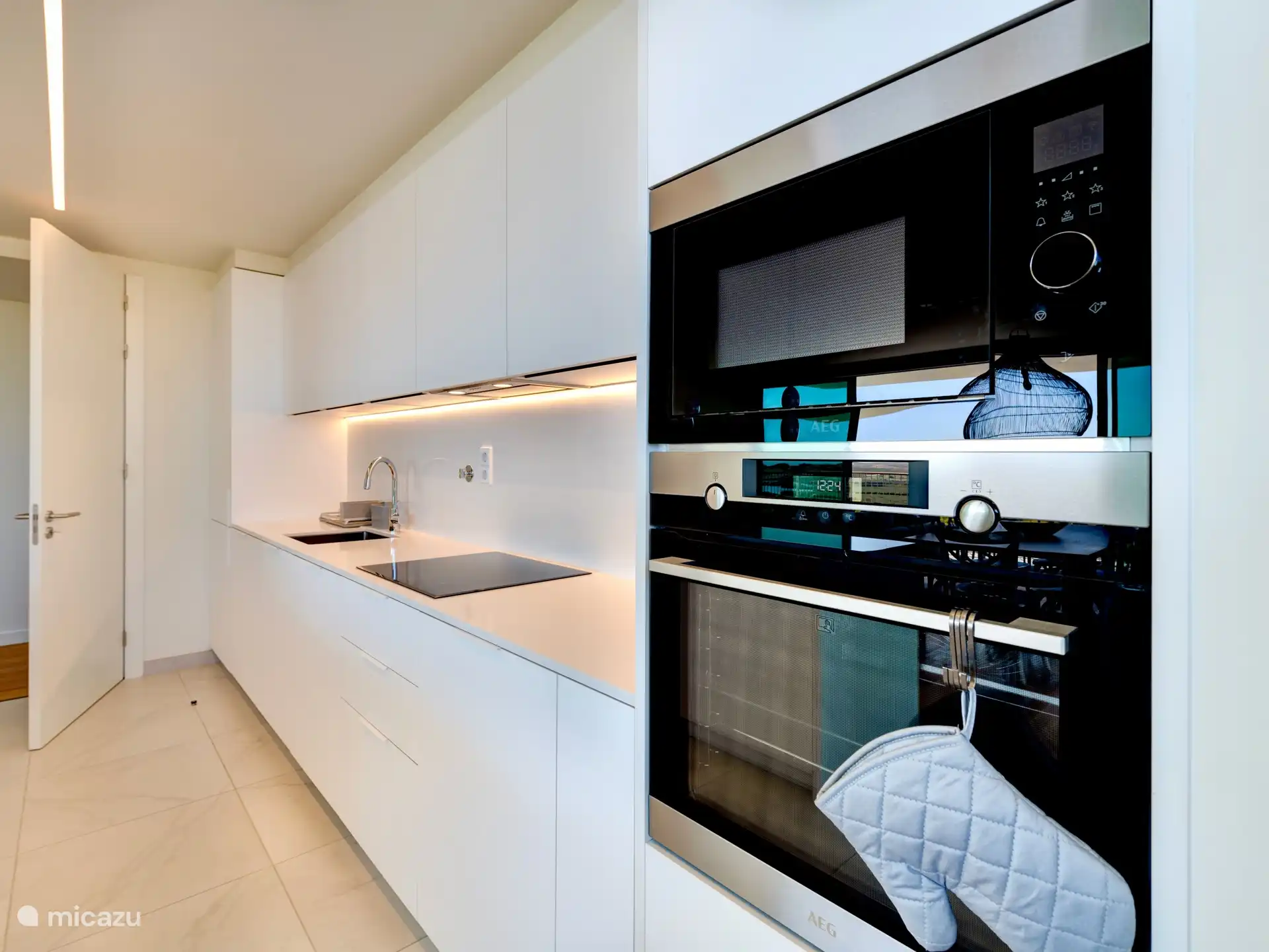 Keuken, oven en magnetron