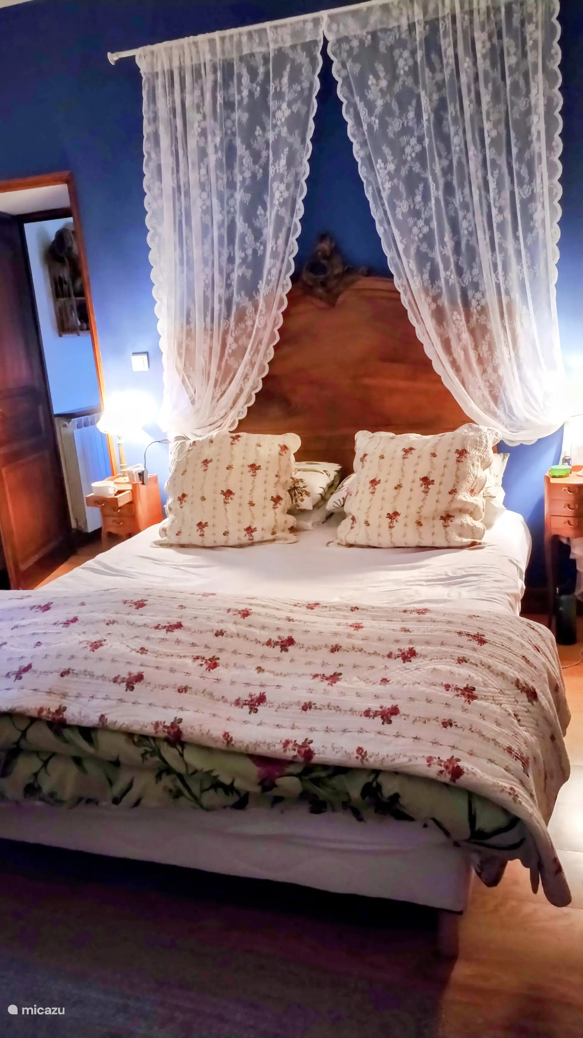 Hoofdslaapkamer met eigen badkamer 