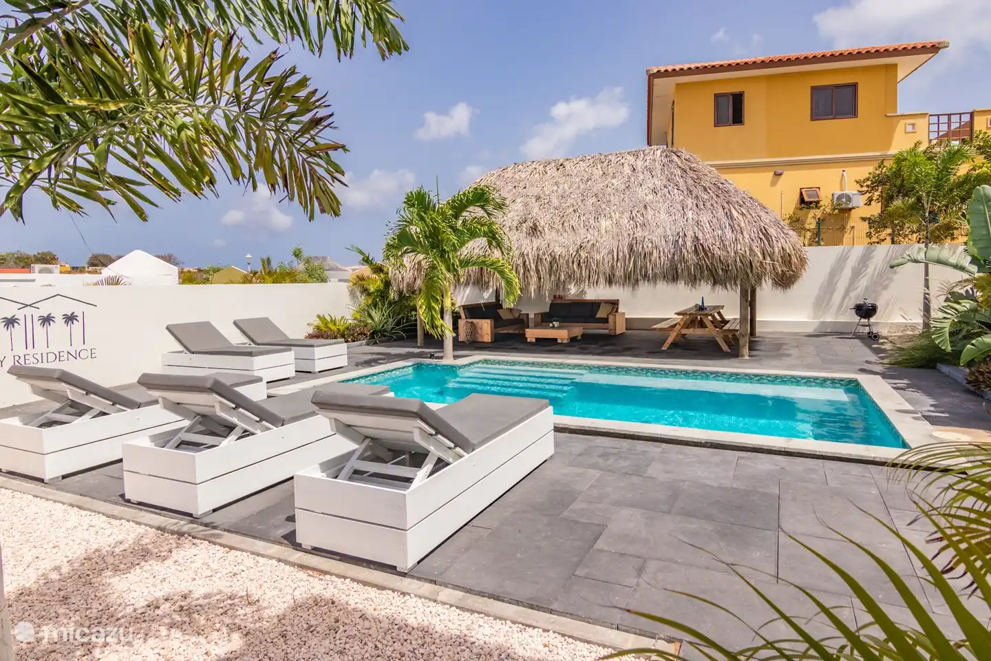 N-Joy Residence Curacao