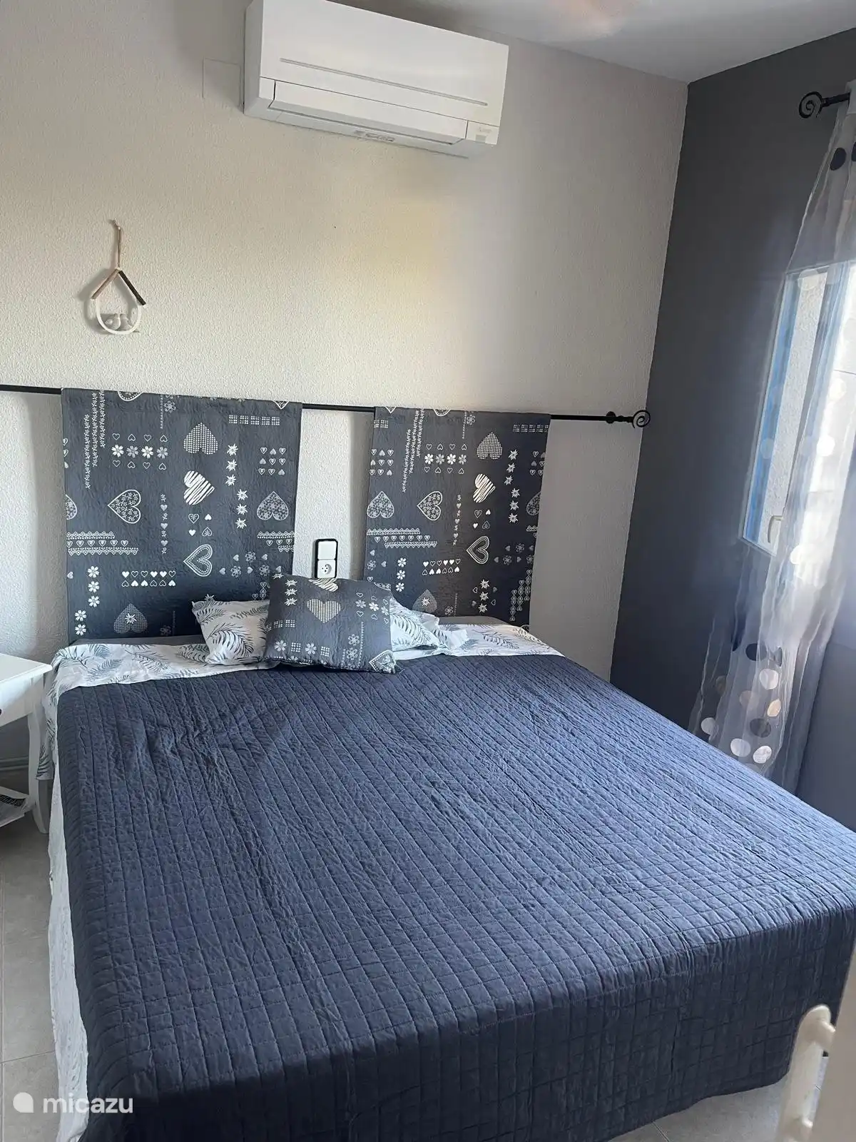 Zimmer im ersten Stock 