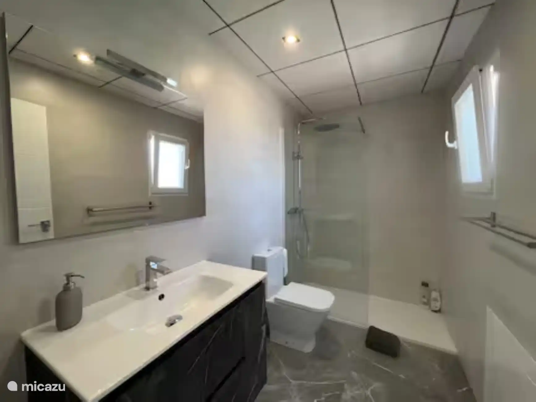 Baño en la planta baja