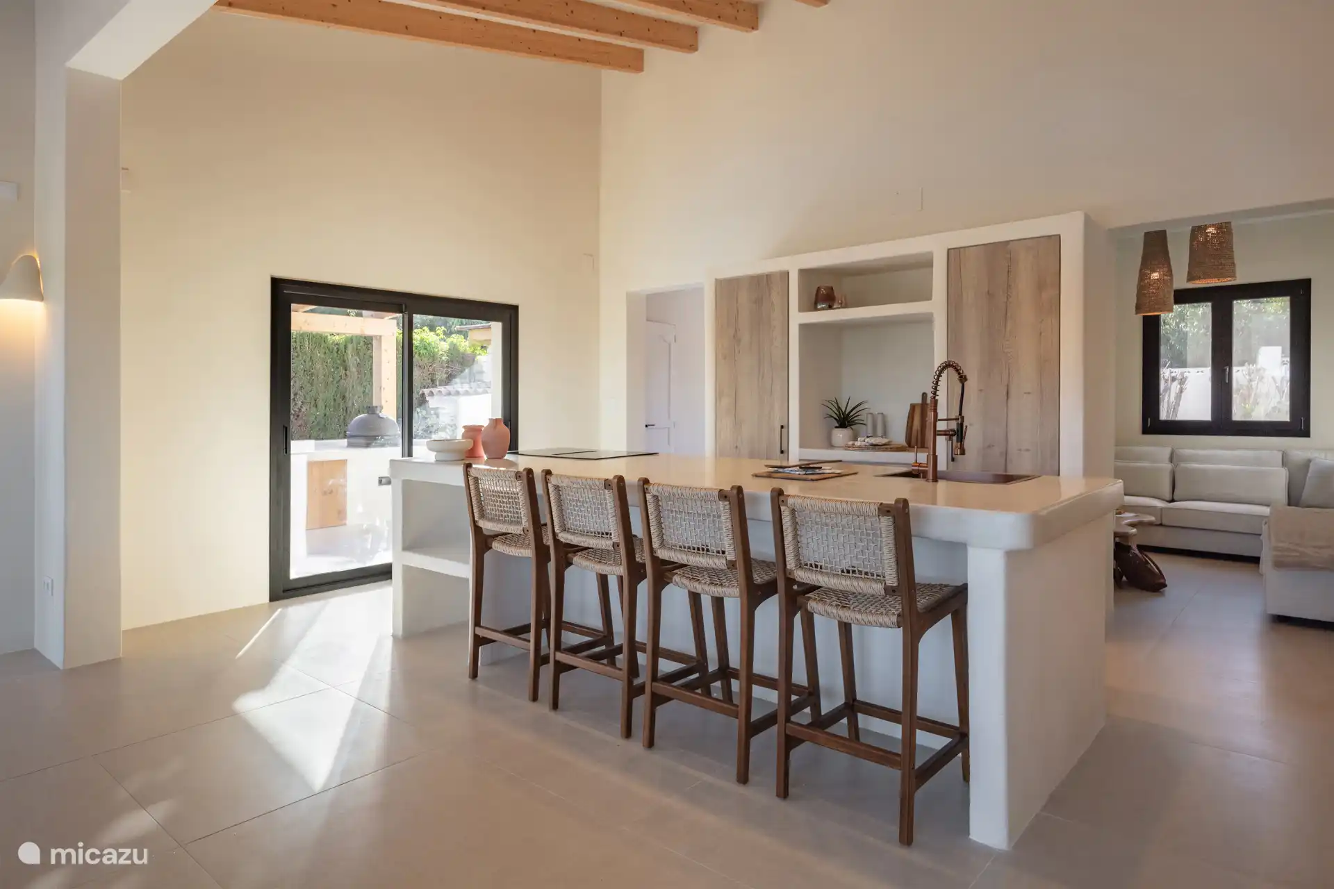 Fijne keuken van alle luxe voorzien.