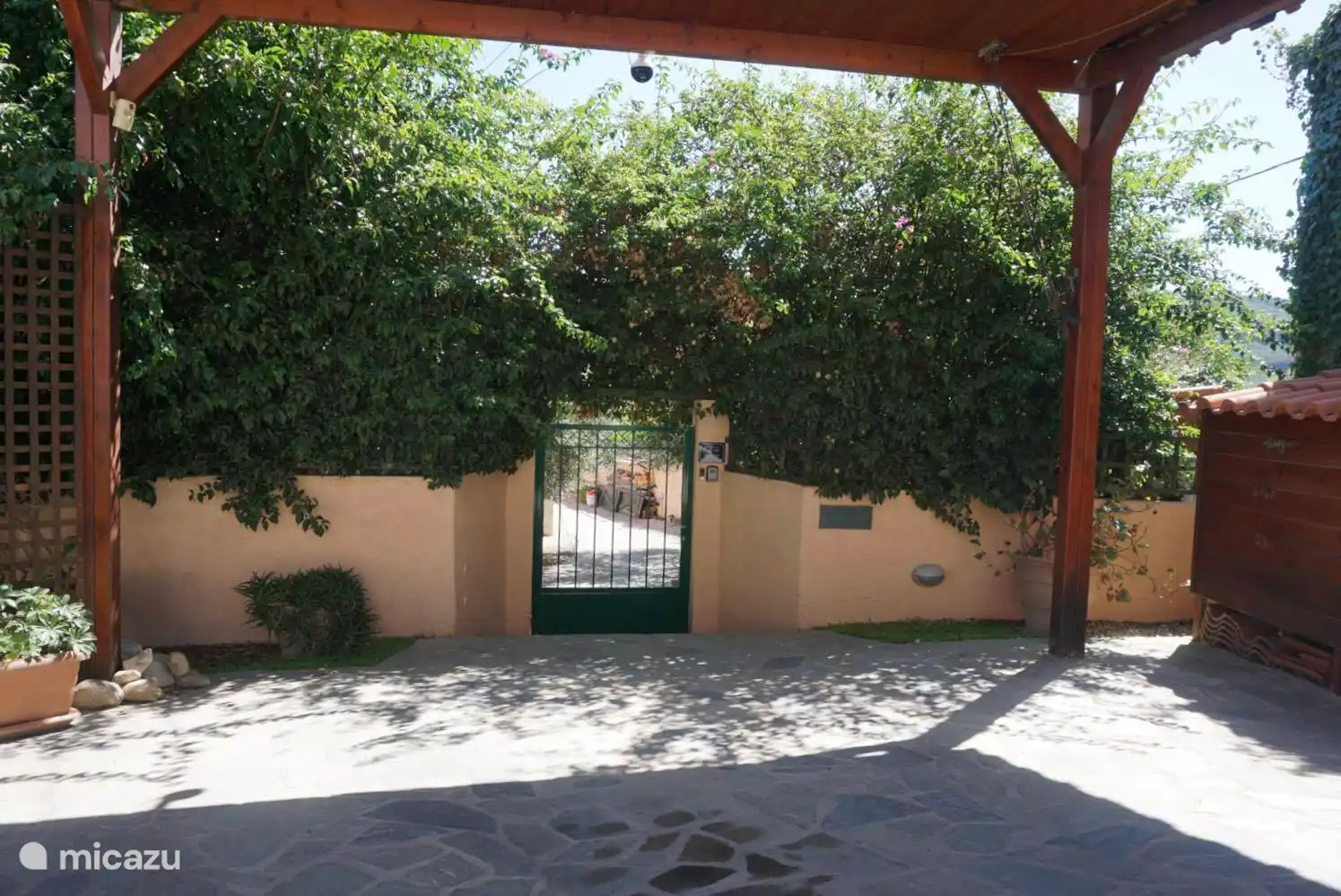 Entrance from private carport 