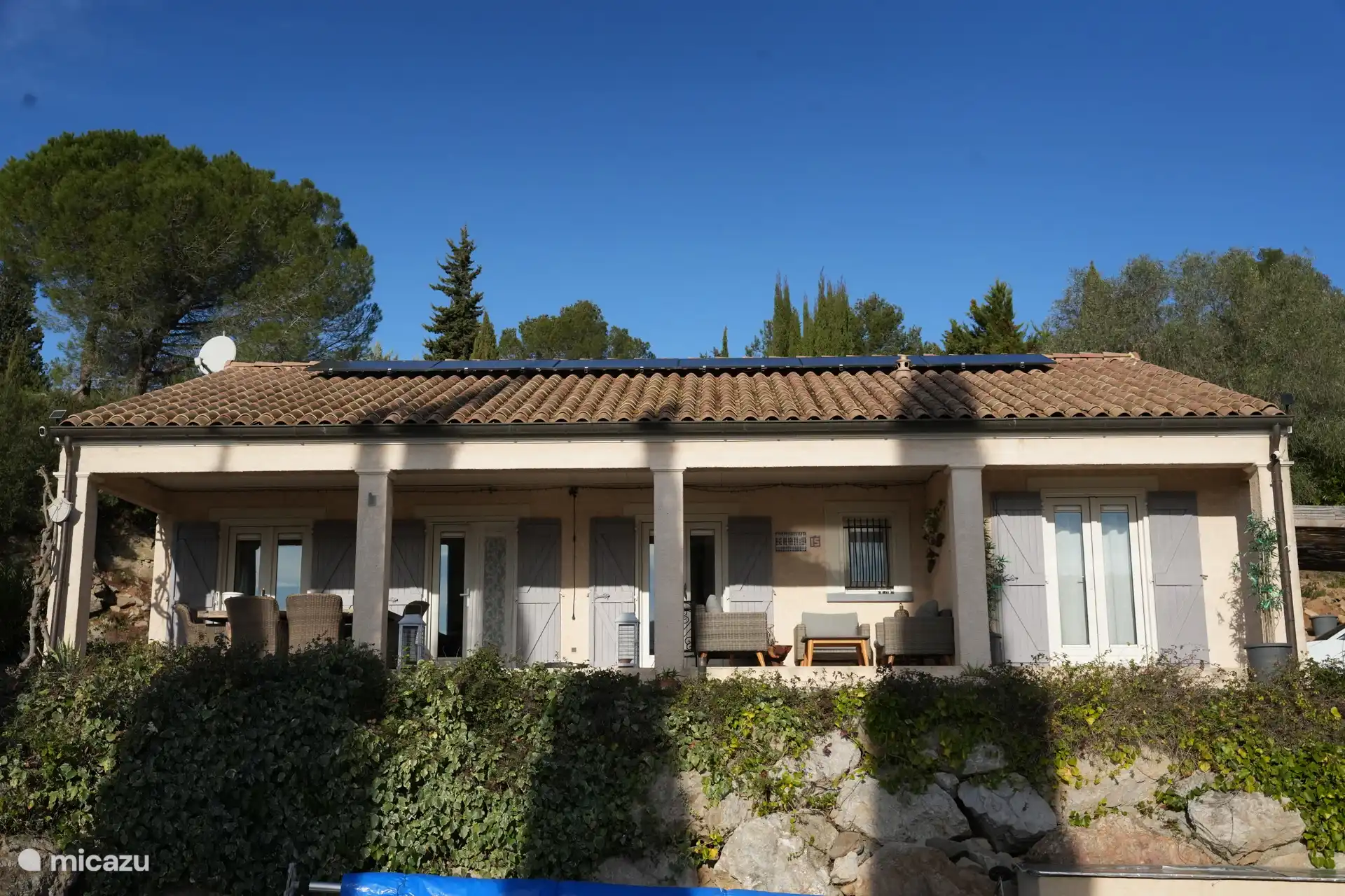 Parte delantera de la casa