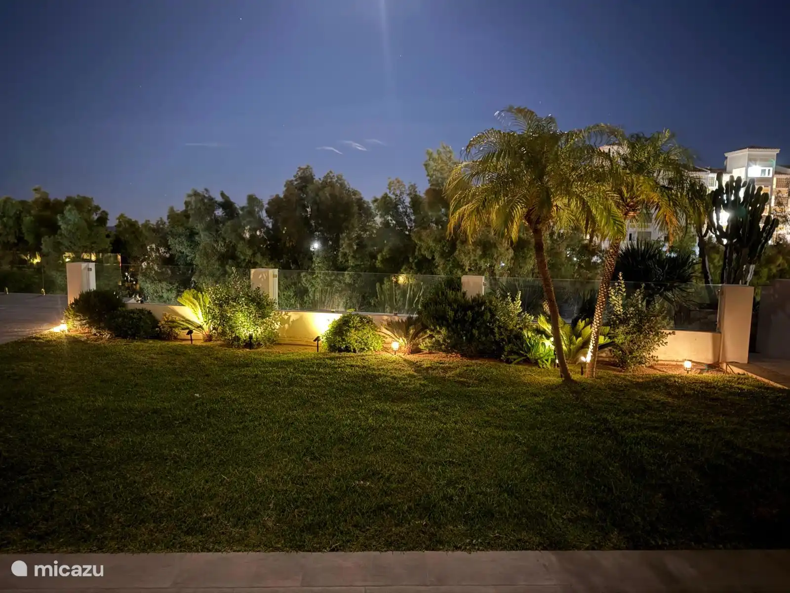 El Jardín de la Noche