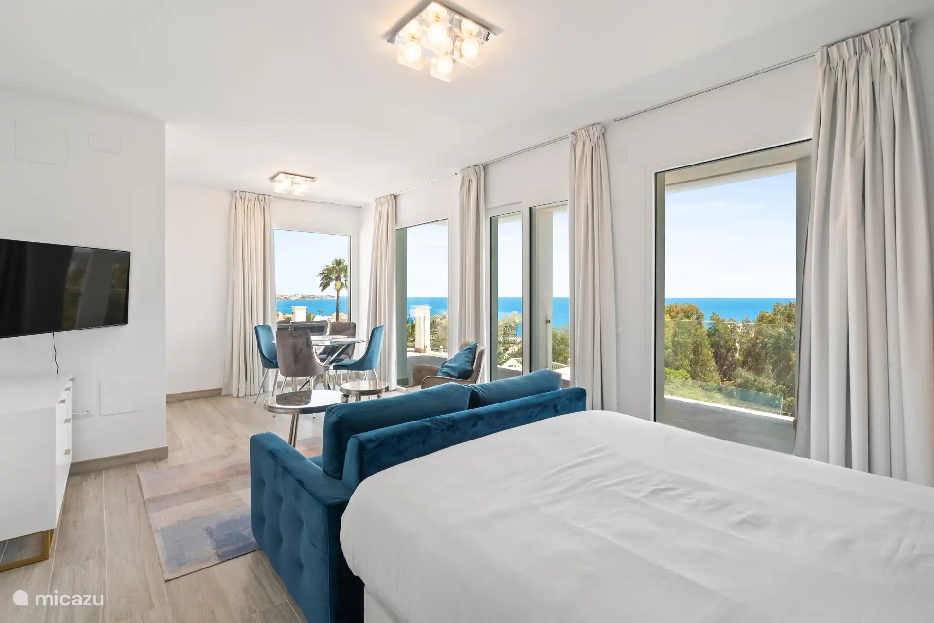 Dormitorio 2 con smart TV