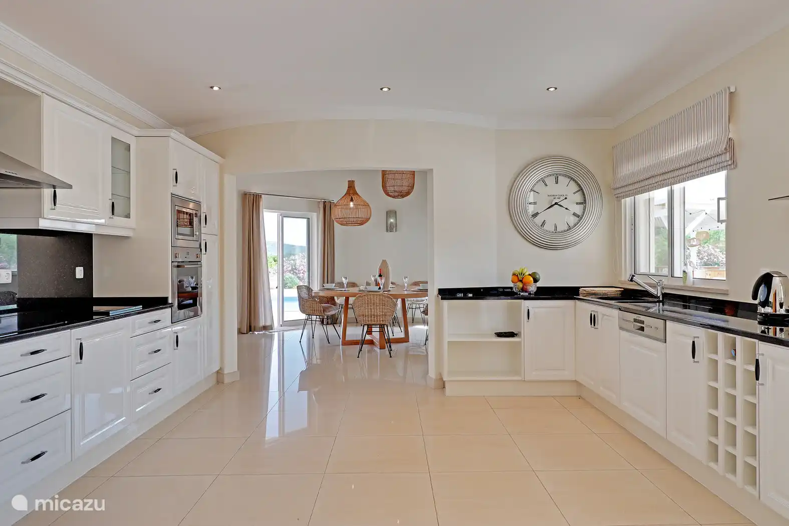 Cuisine entièrement équipée