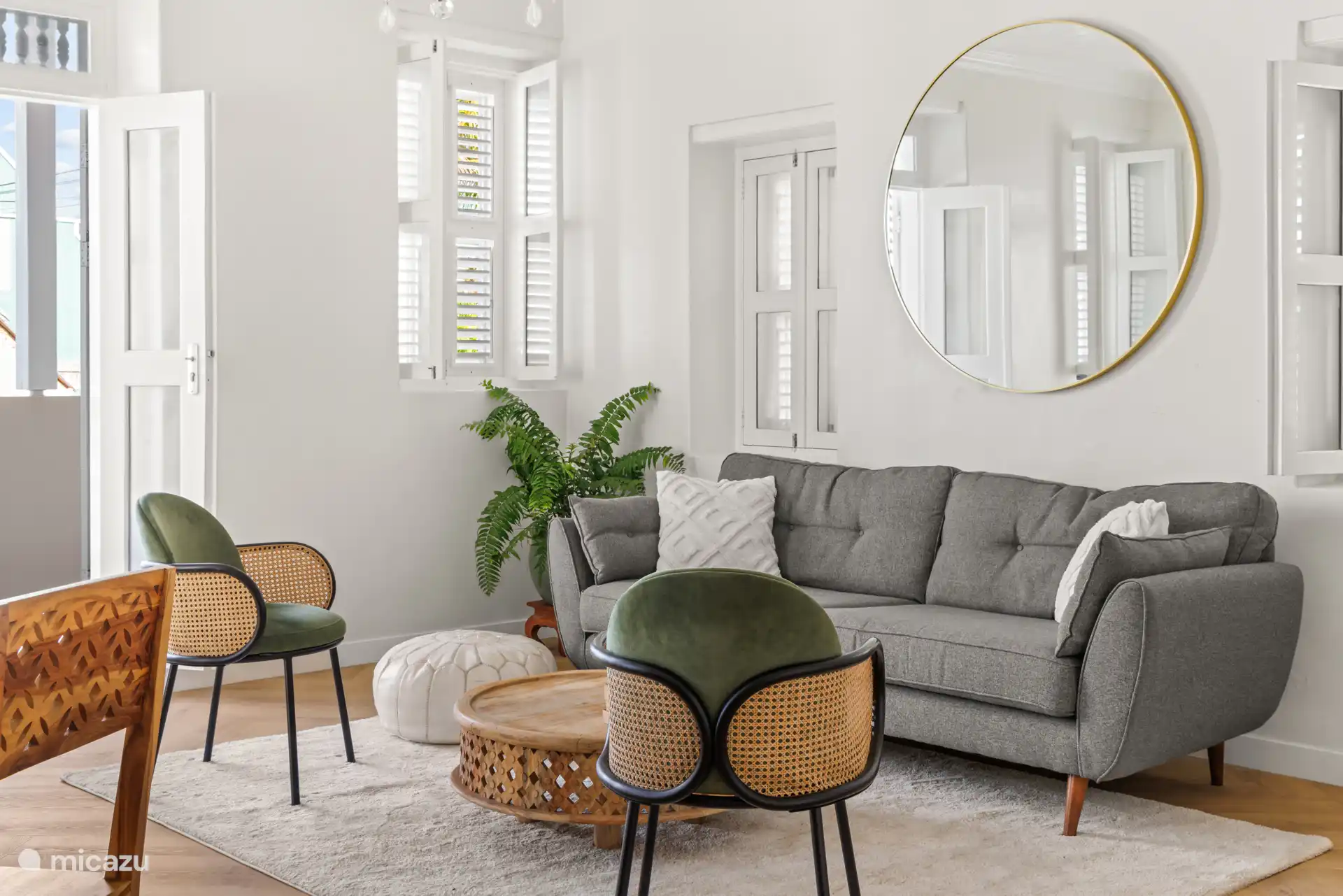 Fijne zithoek en uiteraard is er Wifi tot beschikking.